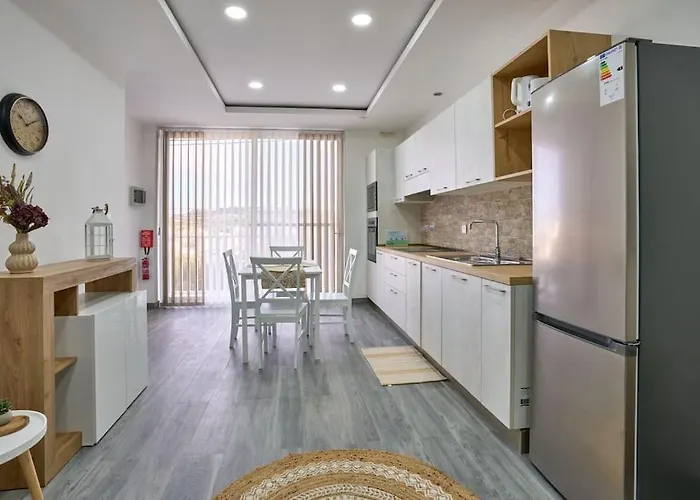 Two Bedroom In Xemxija, St. Paul's Bay