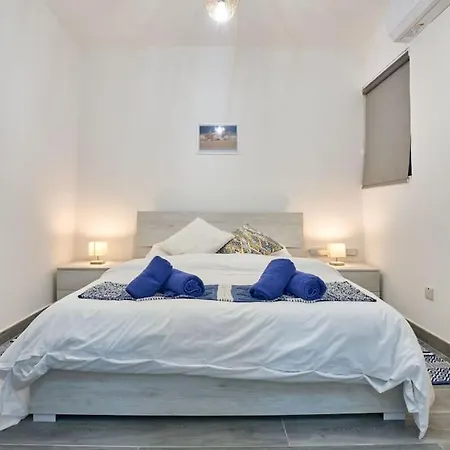 Апартаменты Two Bedroom In Xemxija, *