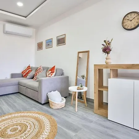 Two Bedroom In Xemxija, *