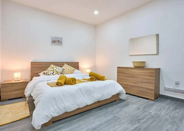 Two Bedroom In Xemxija, St. Paul's Bay