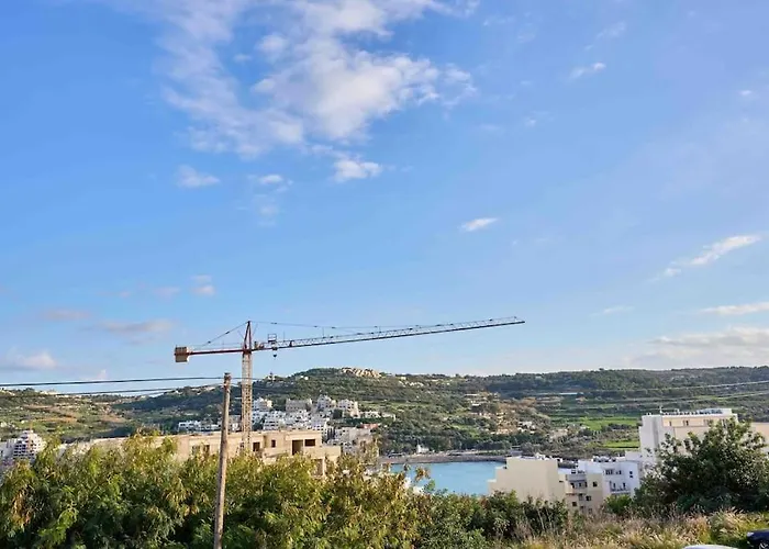 Two Bedroom In Xemxija,